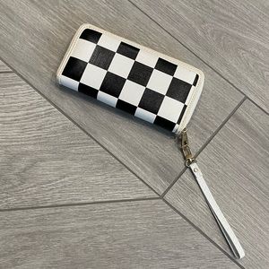 Checkered wallet